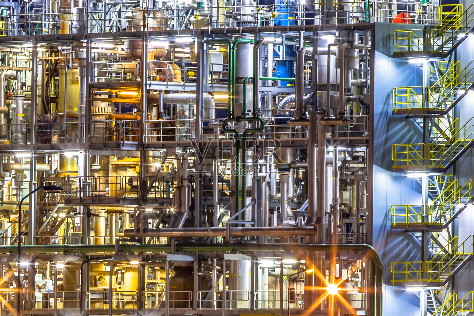 化工工廠夜景細節